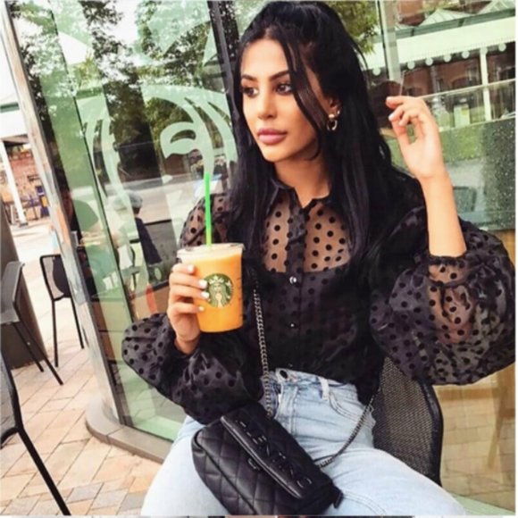 *One Left* Polka Dot Puff Sleeve Blouse 🌹 - Picture 3 of 4